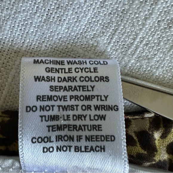 Rebecca Malone Womens Floral Animal Print Smocked Top Sz 1X Career Corpcore Boho - Picture 8 of 8